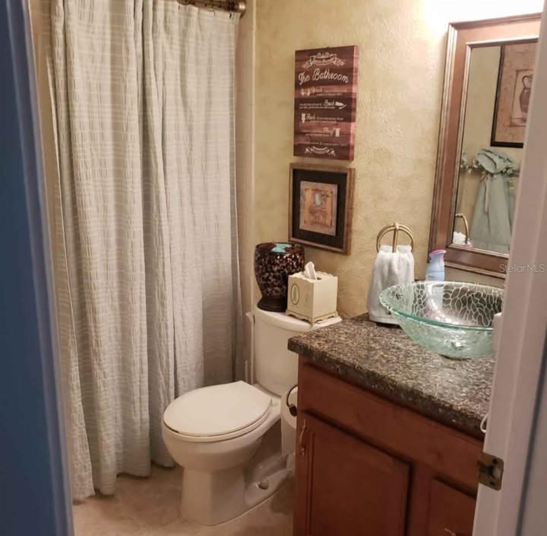 Image 2 of 5 For 924 Pine Ridge Circle 9