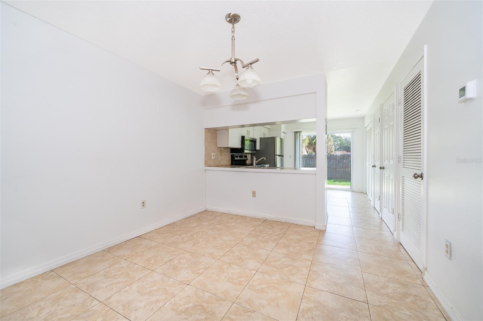 Image 13 of 25 For 3135 Enclave Court