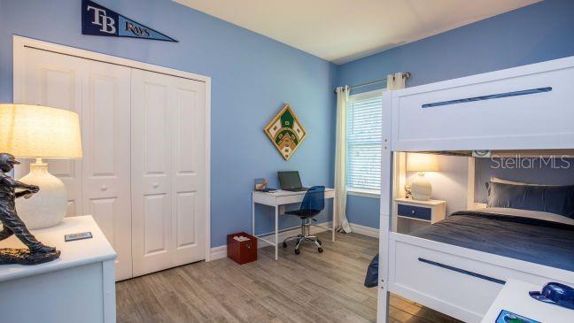 Listing photo id 15 for 8900 Mendoza Way