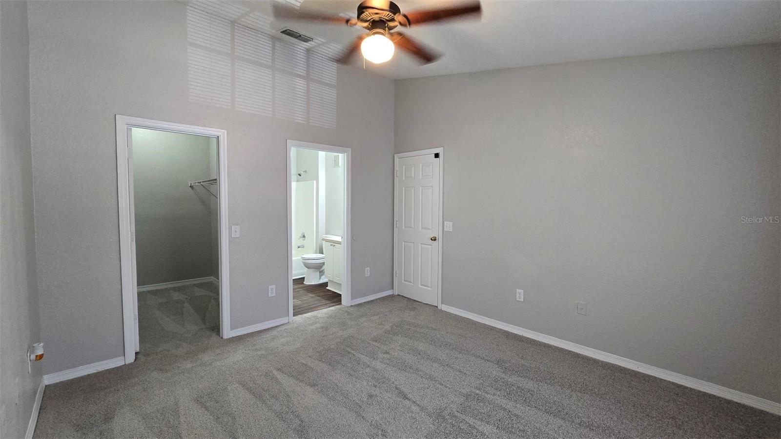 Image 13 of 32 For 845 Grand Regency Point 201