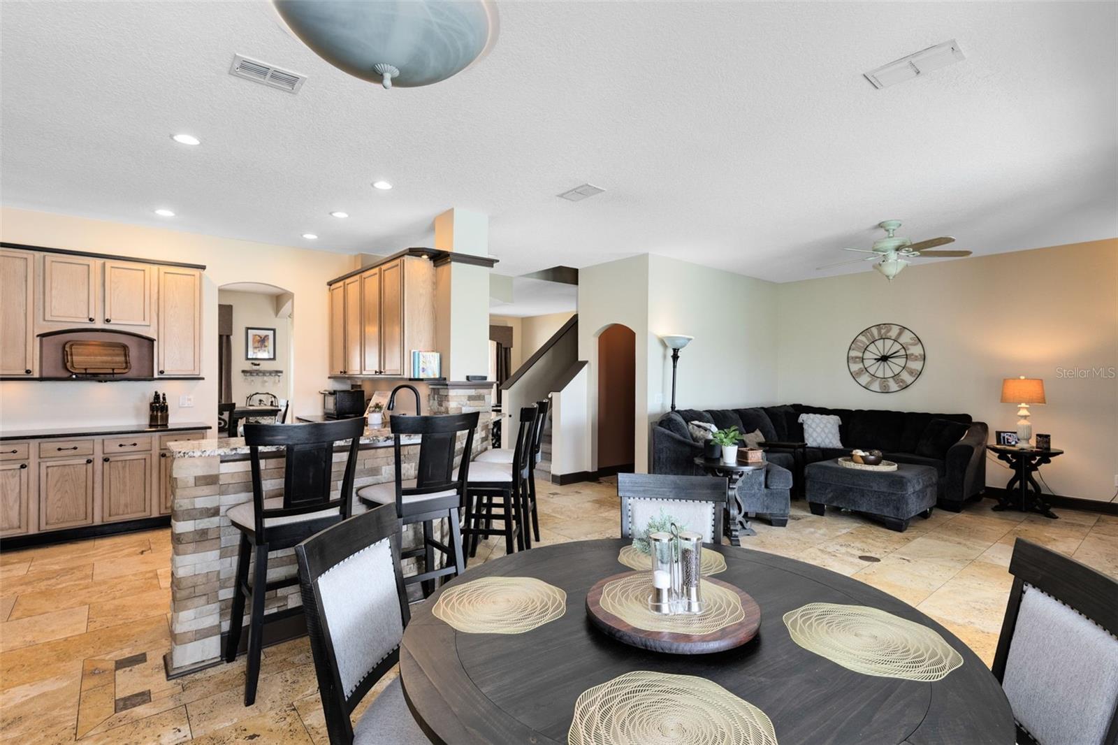 Image 11 of 51 For 13767 Blue Lagoon Way