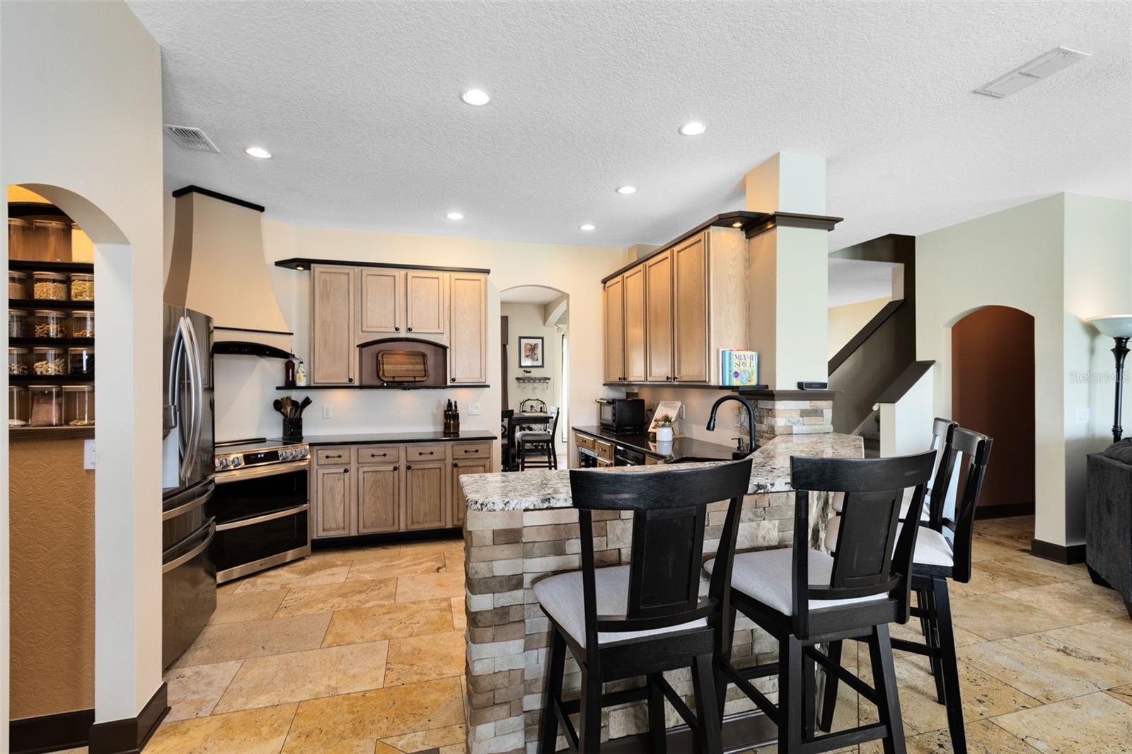 Image 9 of 51 For 13767 Blue Lagoon Way
