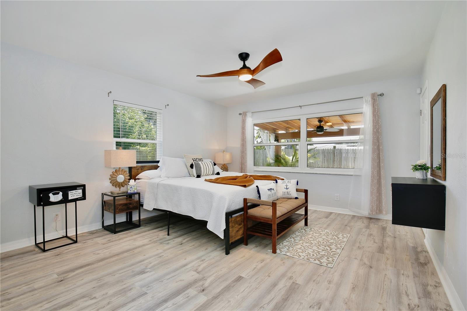 Image 15 of 32 For 120 Lynnhurst Drive