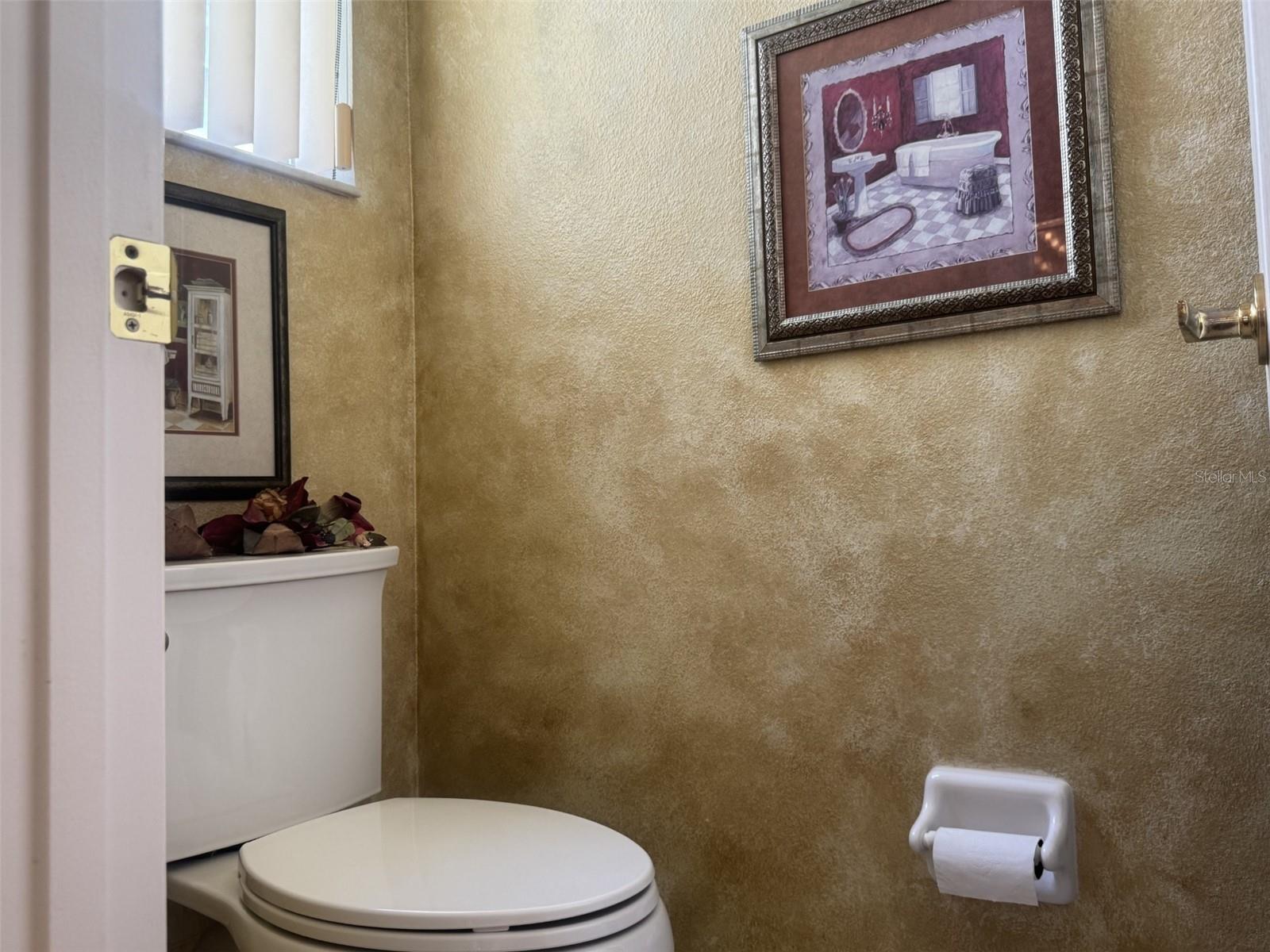 Image 19 of 52 For 10303 Newington Drive