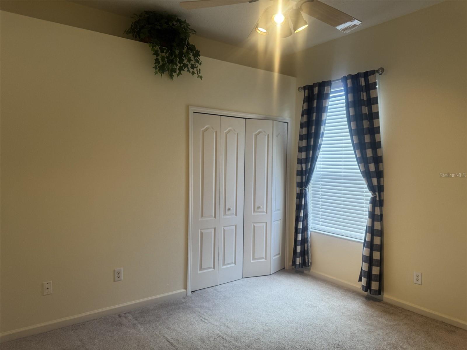 Image 35 of 52 For 10303 Newington Drive