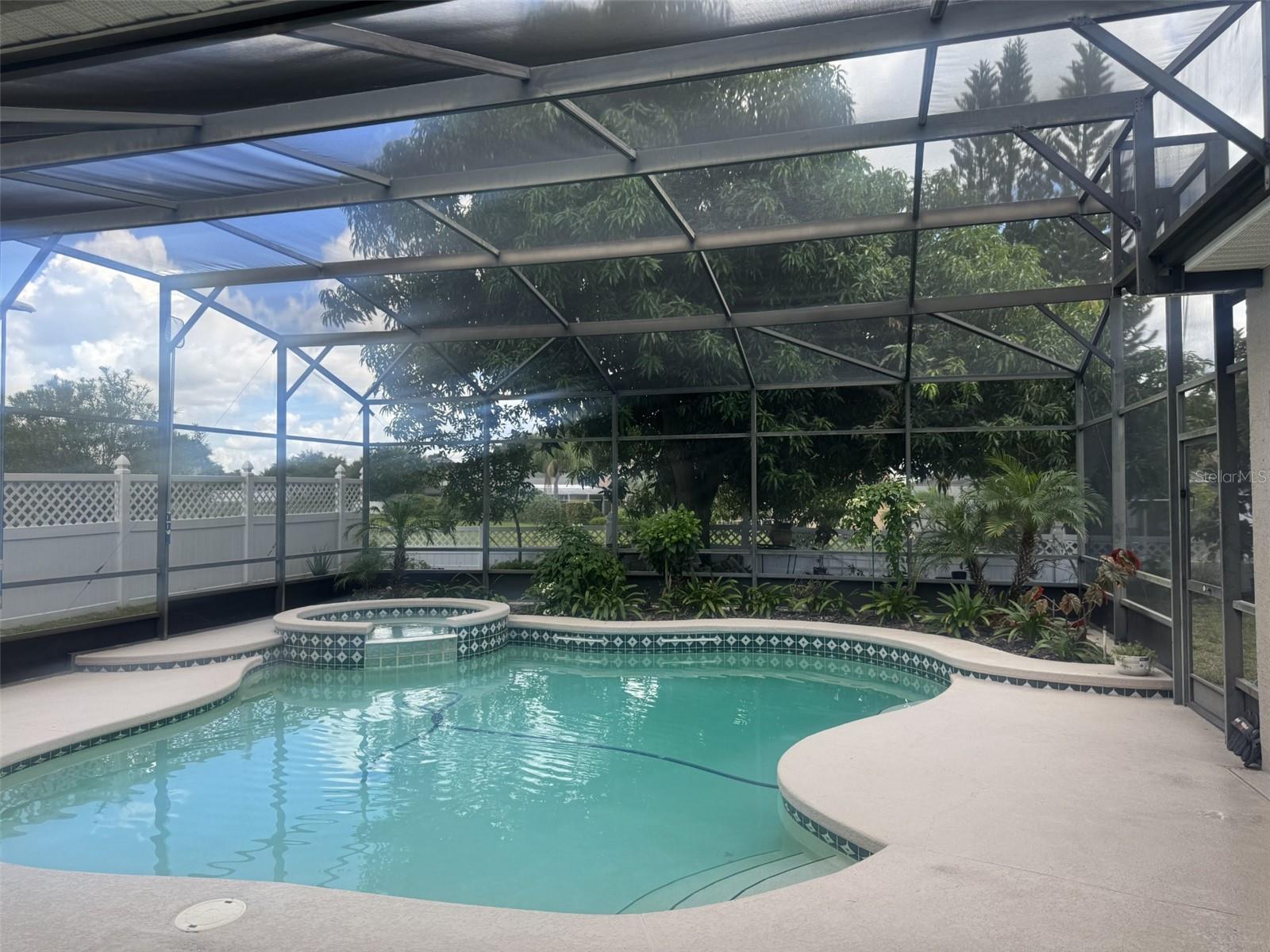 Image 41 of 52 For 10303 Newington Drive