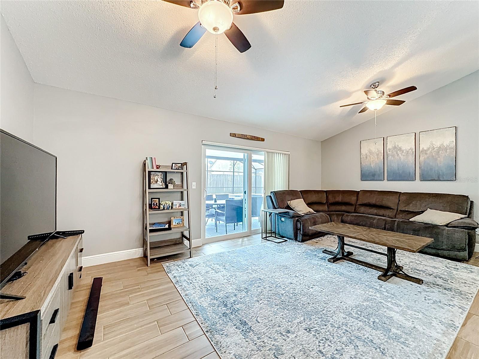 Image 13 of 46 For 301 Lytton Circle