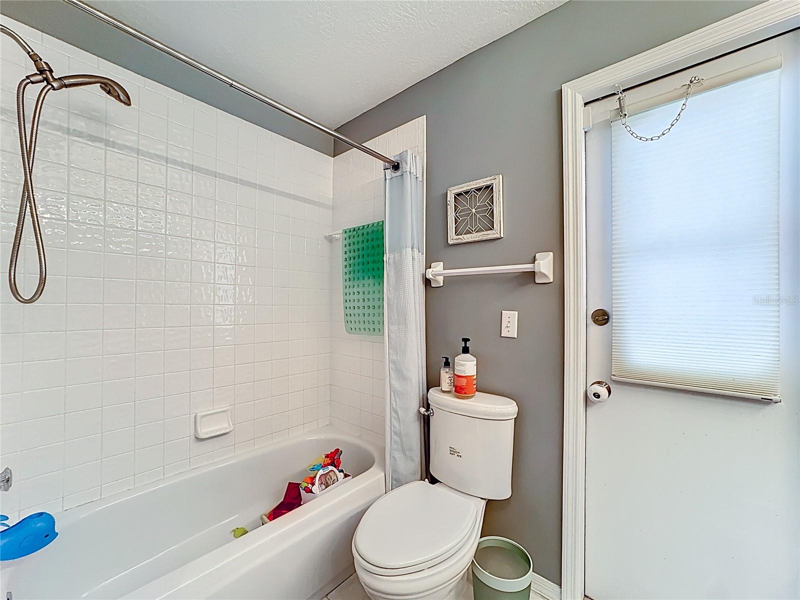 Image 33 of 46 For 301 Lytton Circle