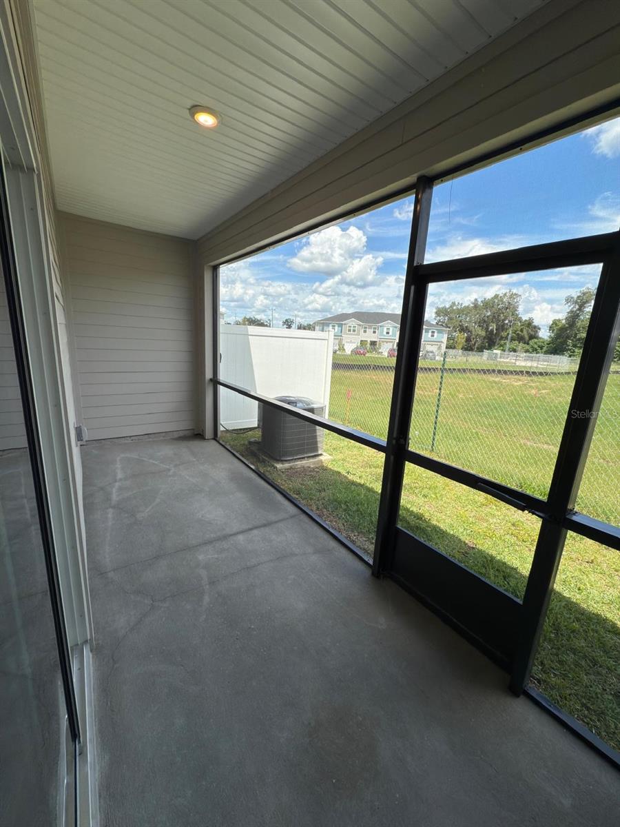 Image 14 of 15 For 3483 Se 37th Ct