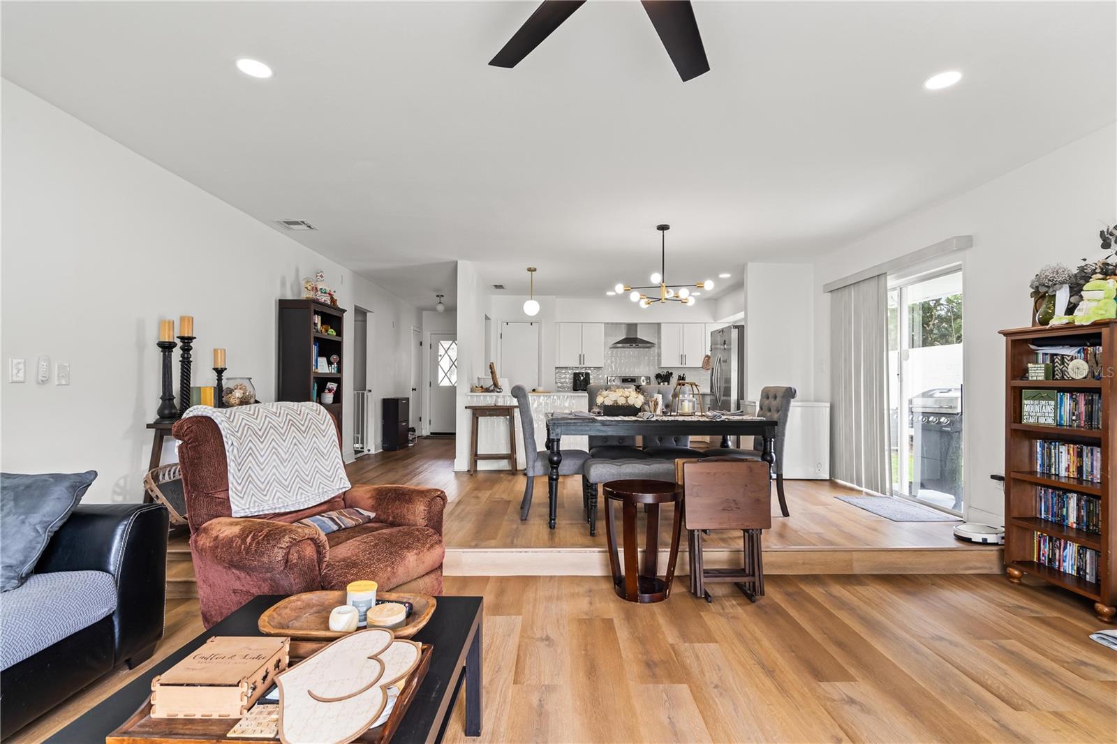 Image 11 of 28 For 120 Sanora Boulevard