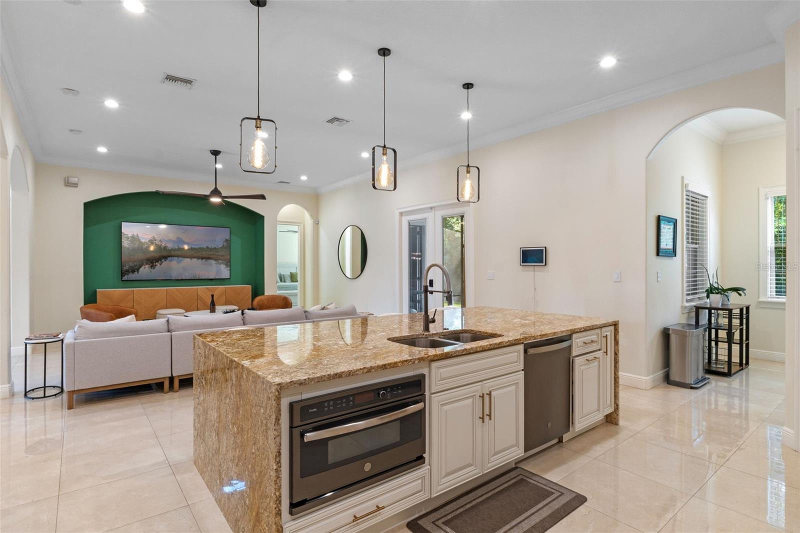 Image 10 of 54 For 436 Terravista Place