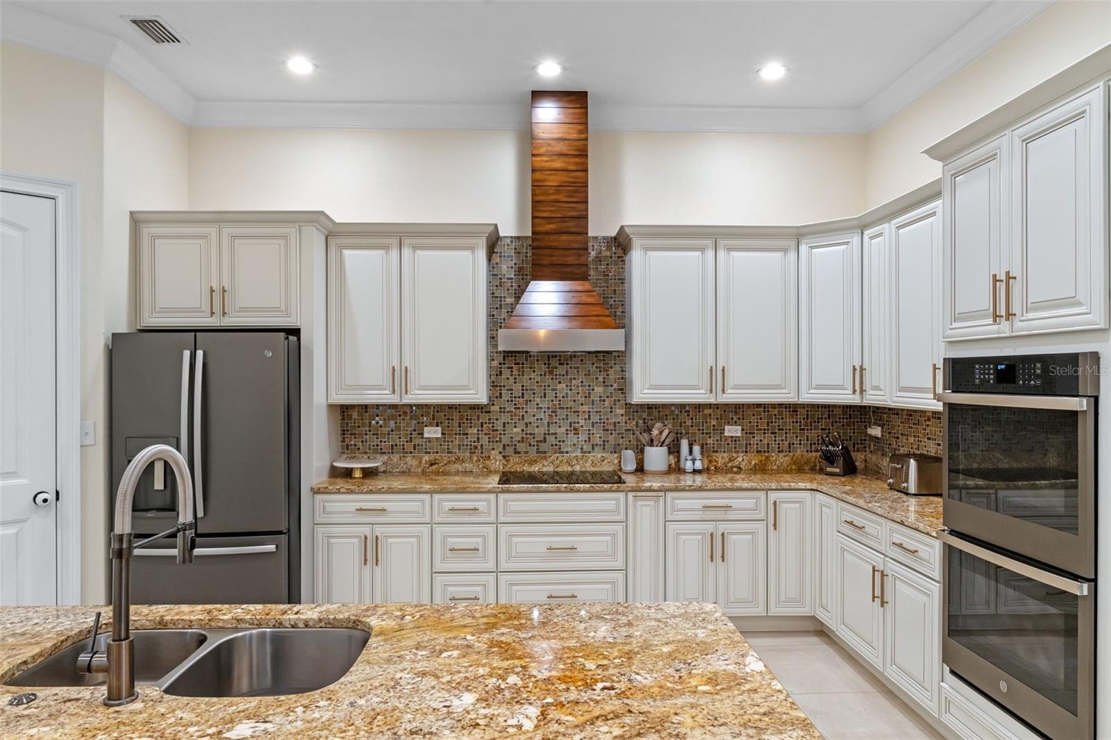 Image 14 of 54 For 436 Terravista Place