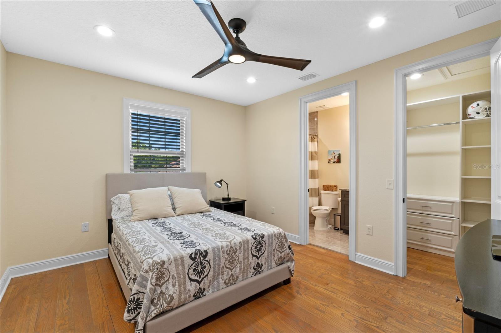 Image 36 of 54 For 436 Terravista Place