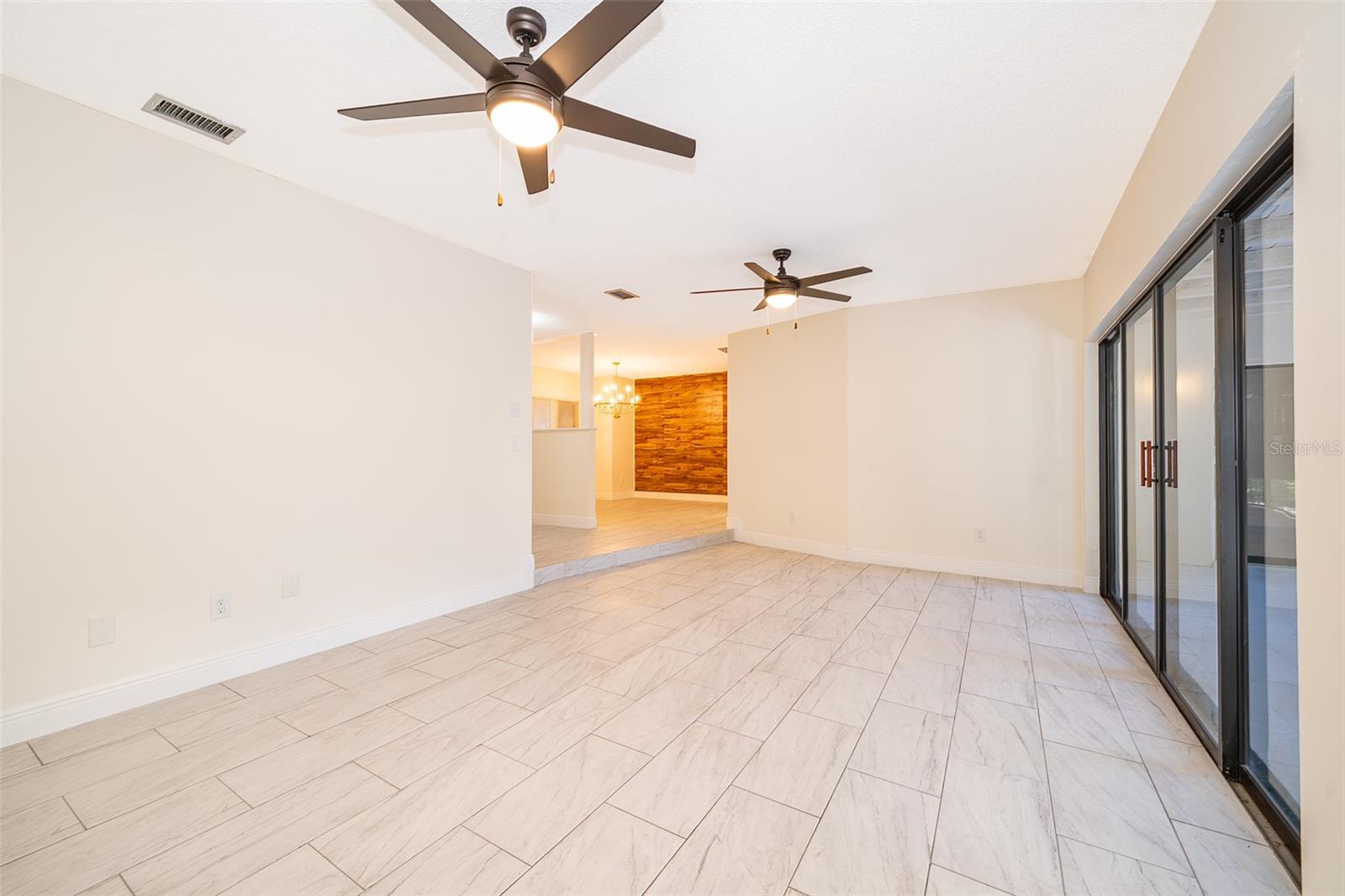 Image 10 of 33 For 1511 Grandview Boulevard
