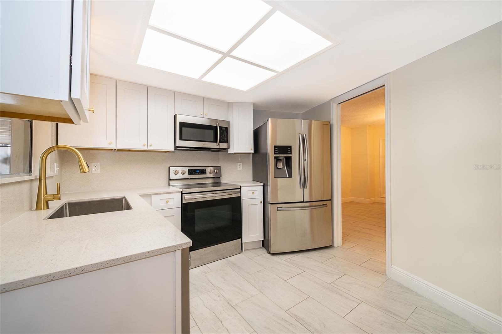 Image 14 of 33 For 1511 Grandview Boulevard