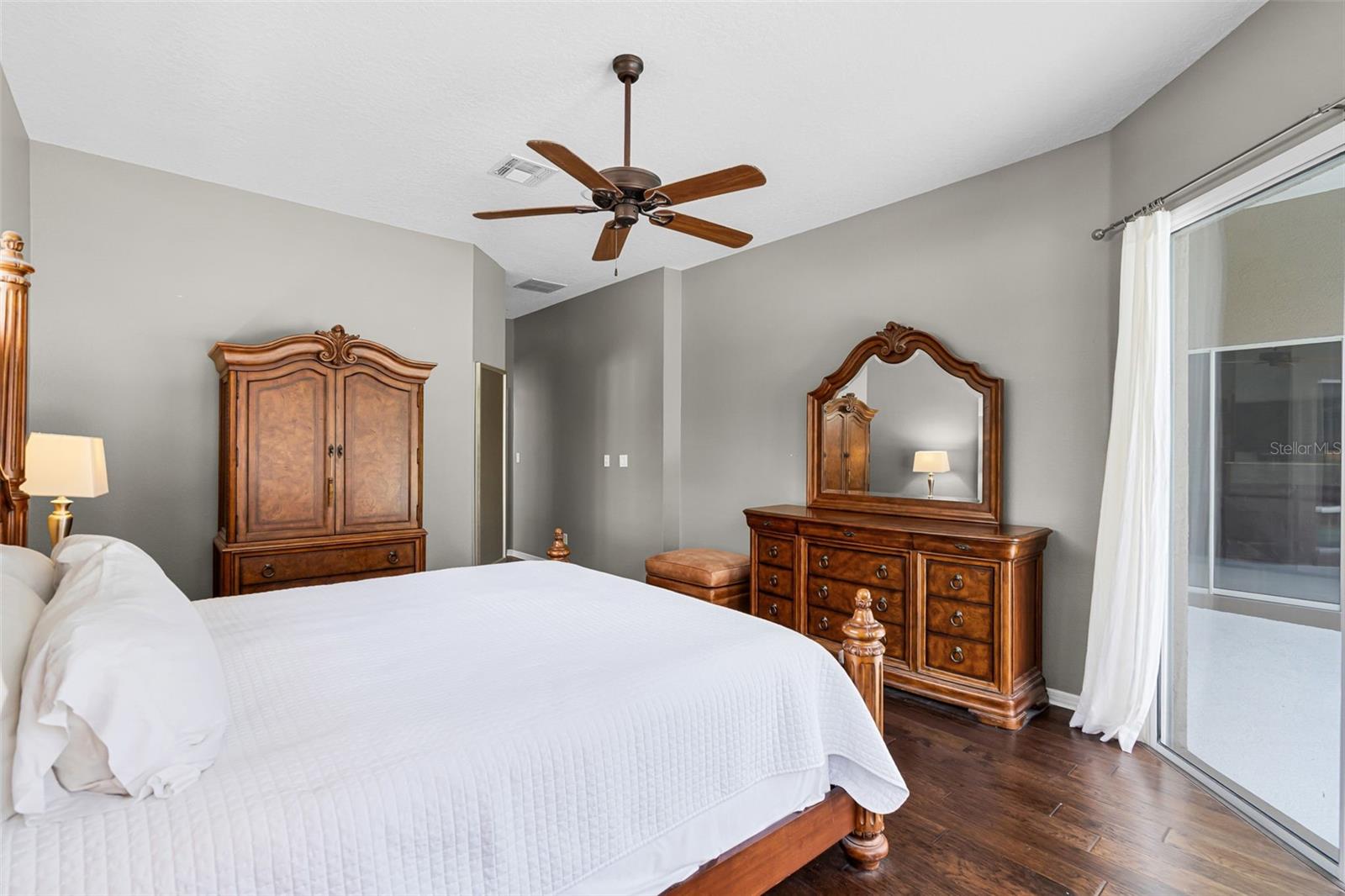 Image 15 of 39 For 4848 Keeneland Circle