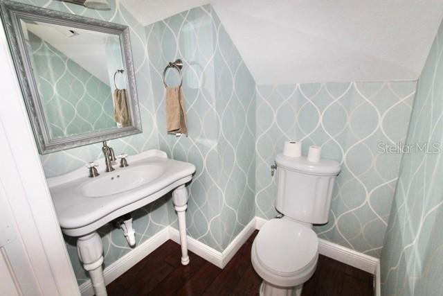 Image 10 of 25 For 3548 Moss Pointe Place