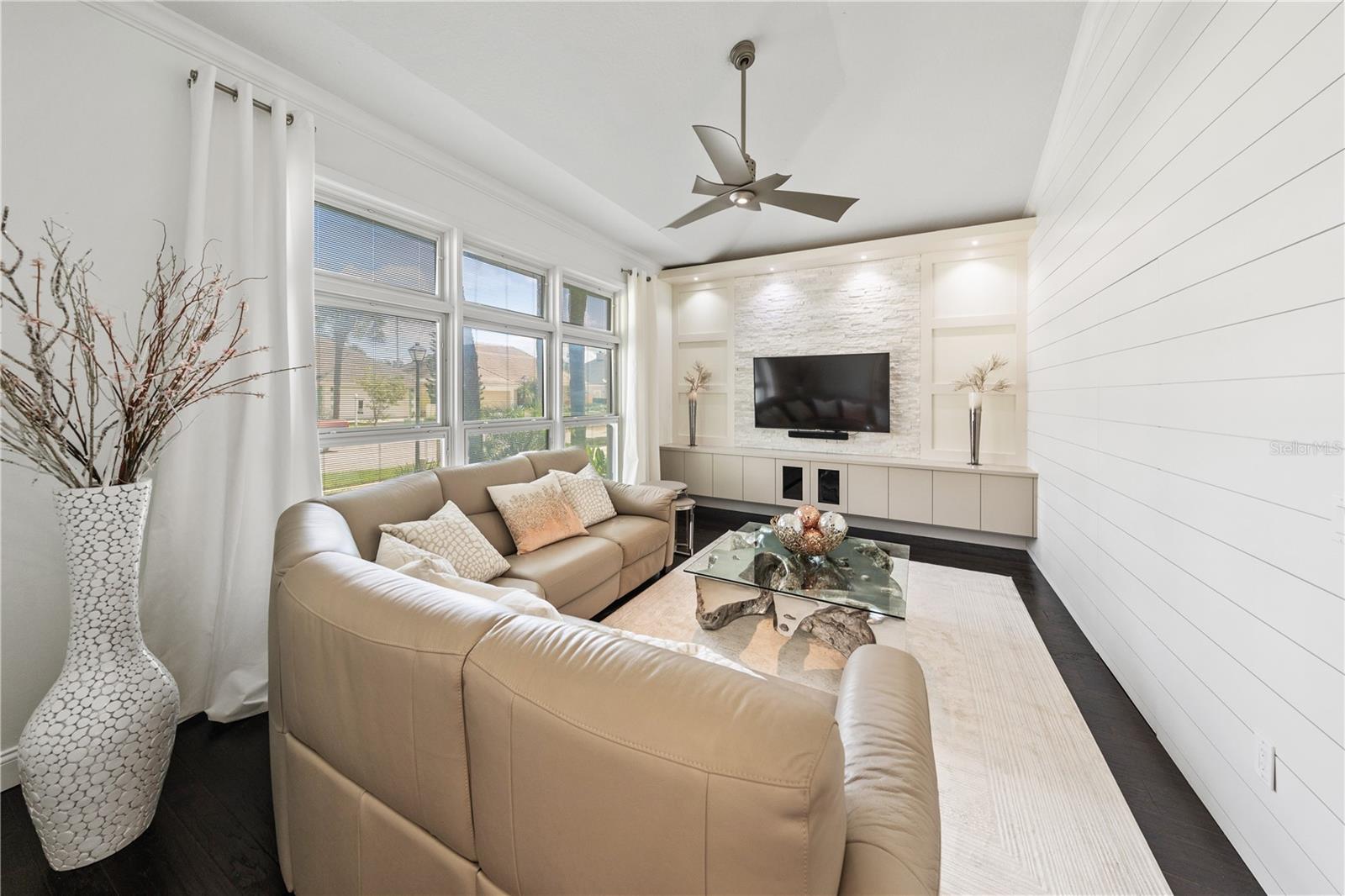 Image 6 of 30 For 8518 Buckley Court