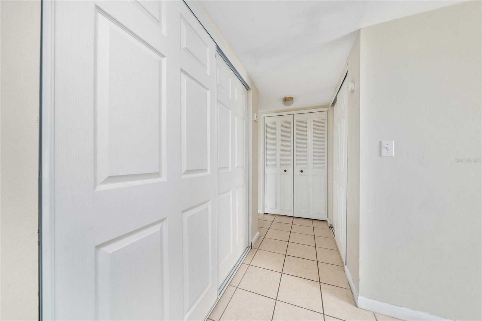 Image 13 of 33 For 525 Conway Road 209