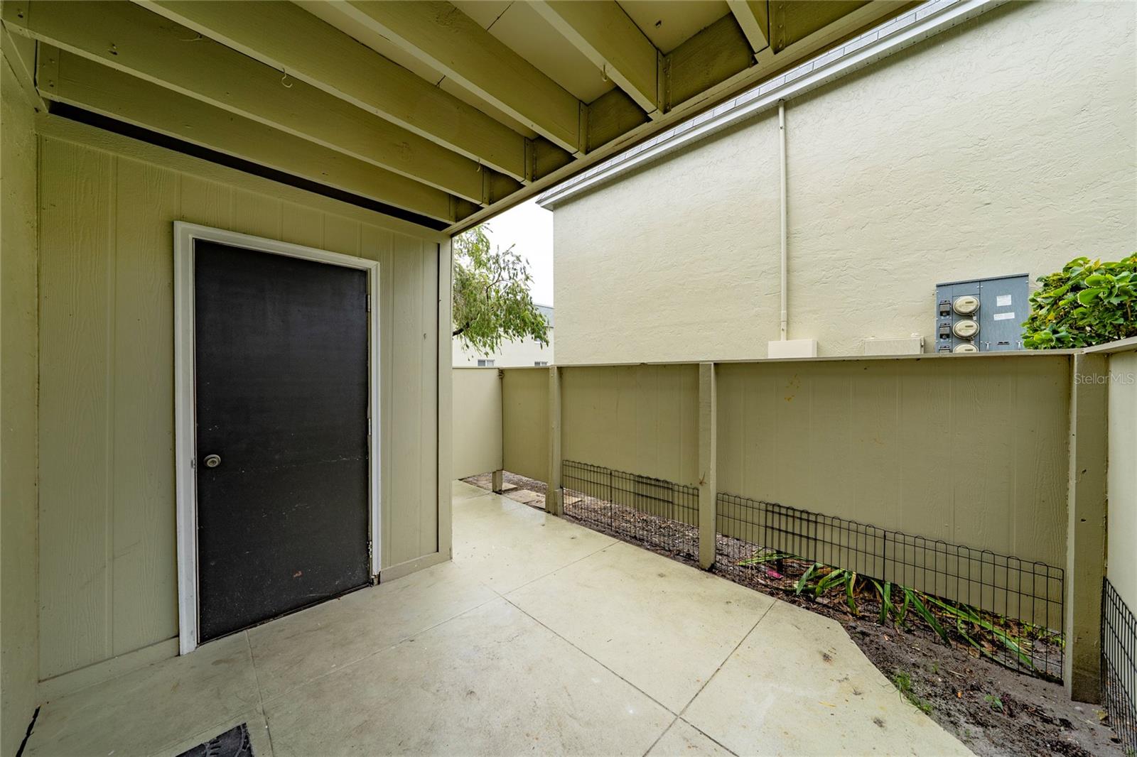 Image 32 of 33 For 525 Conway Road 209