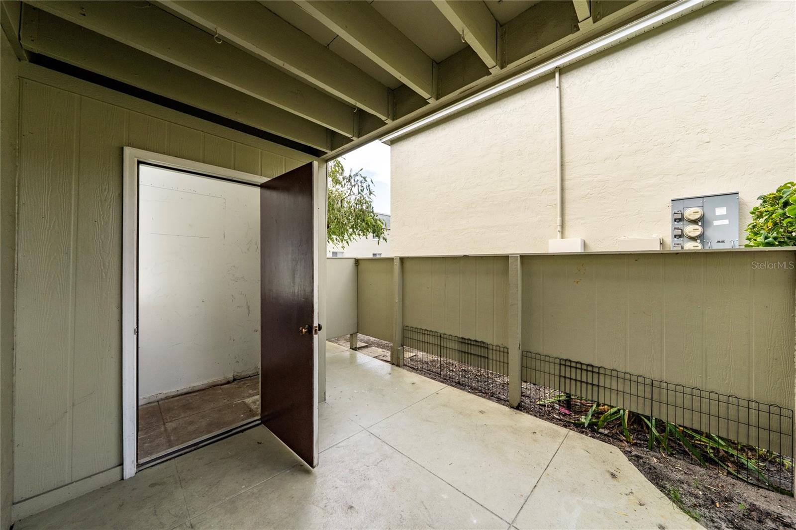 Image 33 of 33 For 525 Conway Road 209