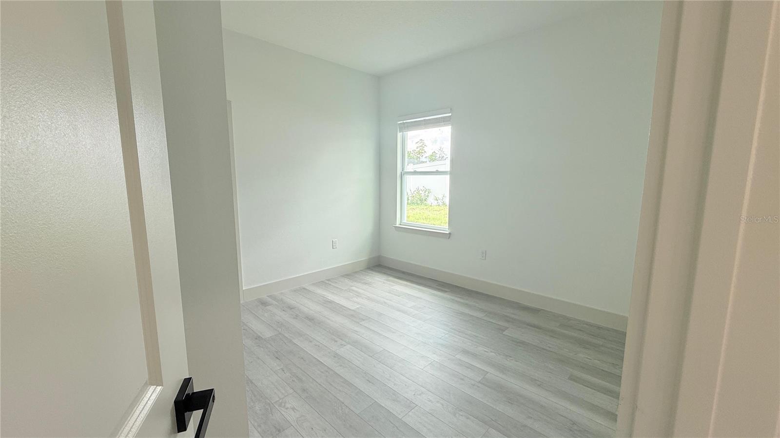 Image 12 of 22 For 6187 154th Street