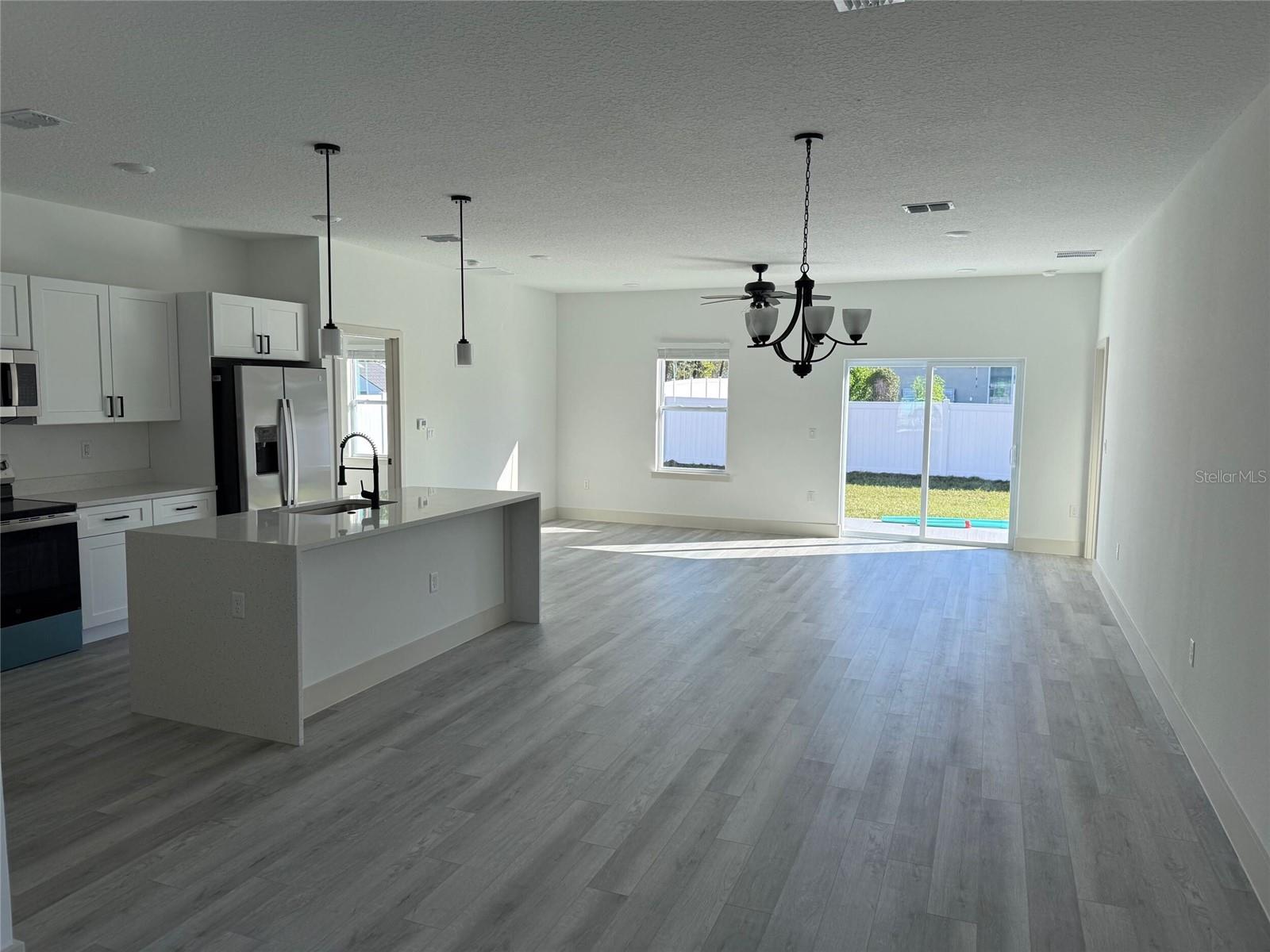 Image 3 of 22 For 6187 154th Street