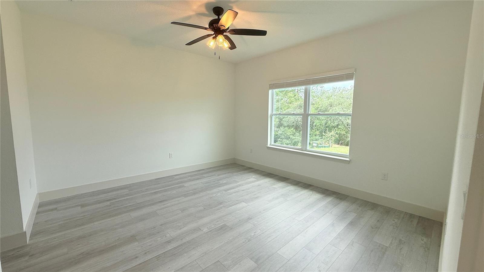 Image 6 of 22 For 6187 154th Street