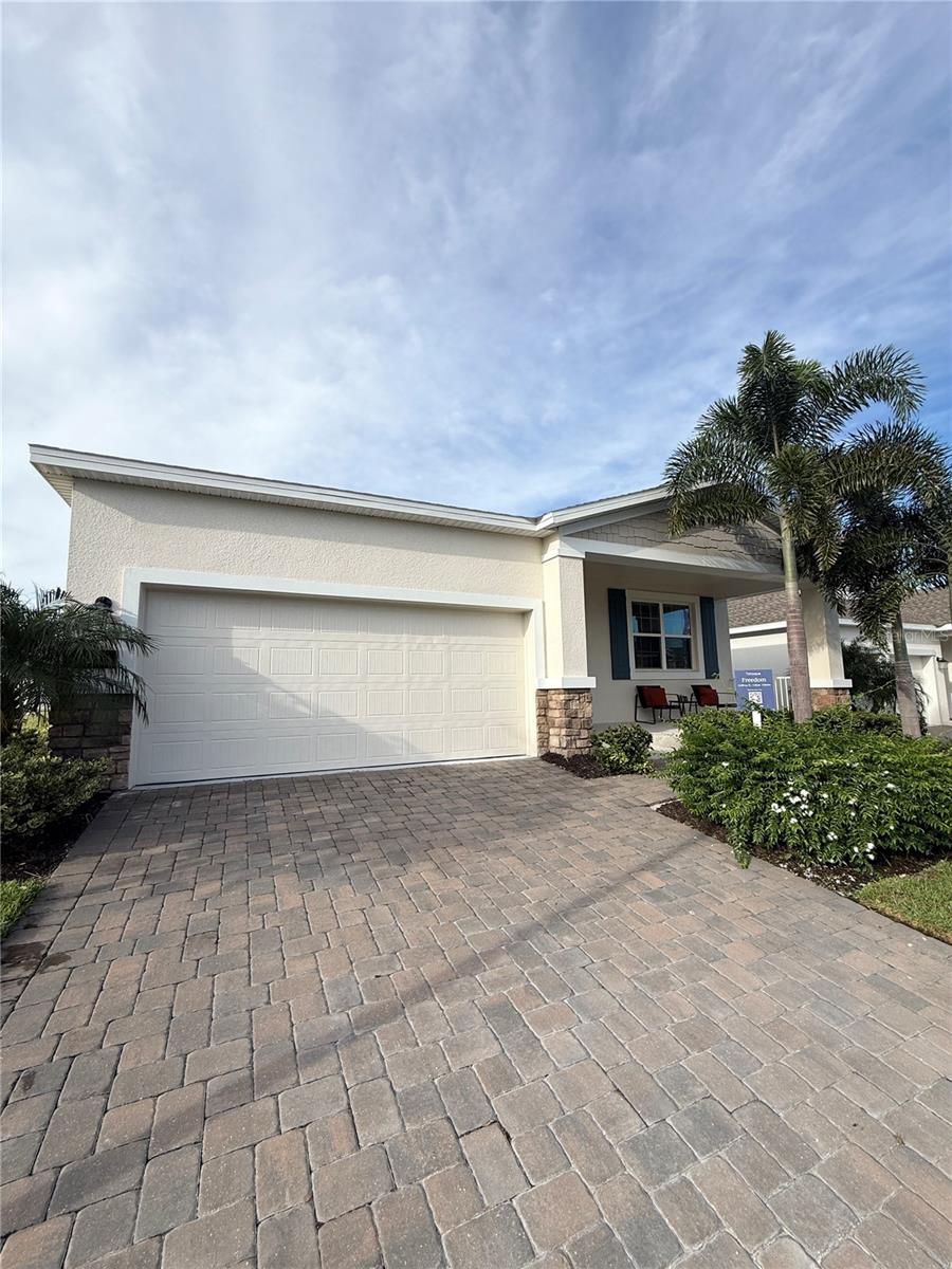 Details for 2396 Volunteer Avenue, KISSIMMEE, FL 34744