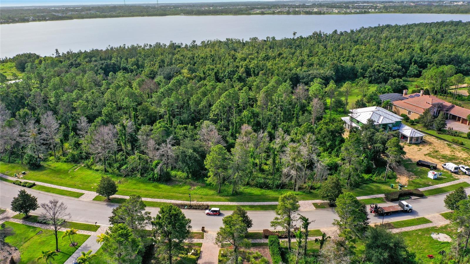 Image 3 of 24 For 16023 Pendio Drive