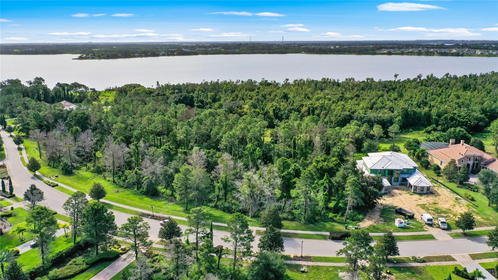 Image 6 of 24 For 16023 Pendio Drive