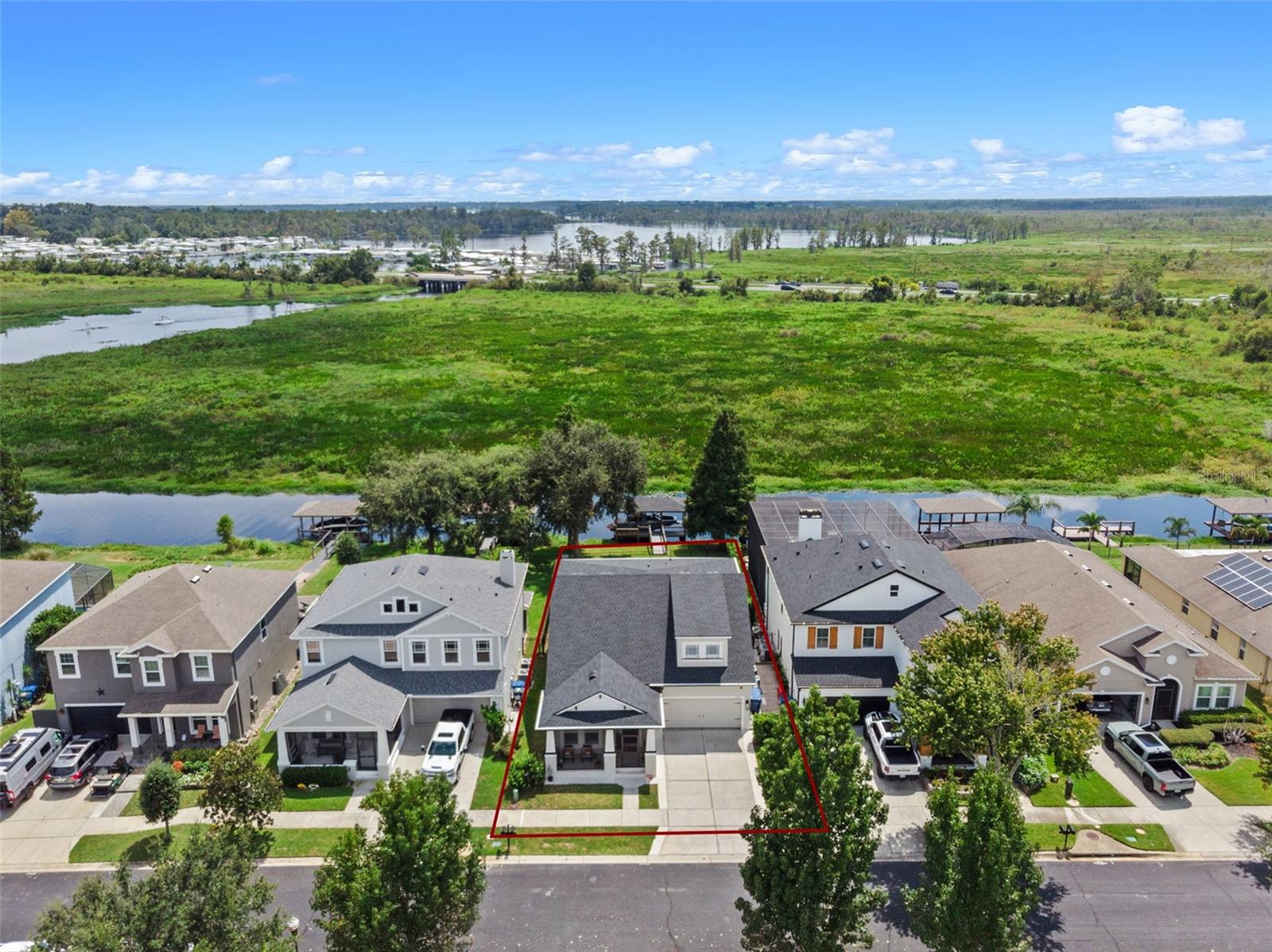 Details for 720 Barefoot Bay Loop, GROVELAND, FL 34736