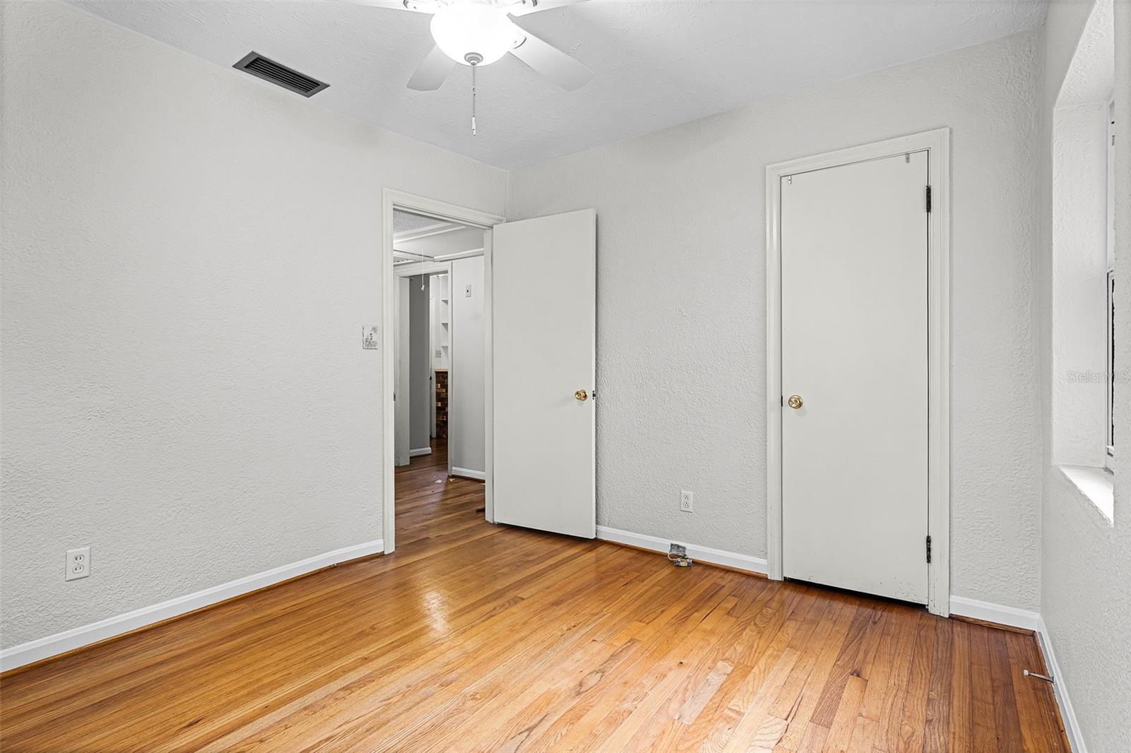 Image 17 of 36 For 2600 Virginia Drive