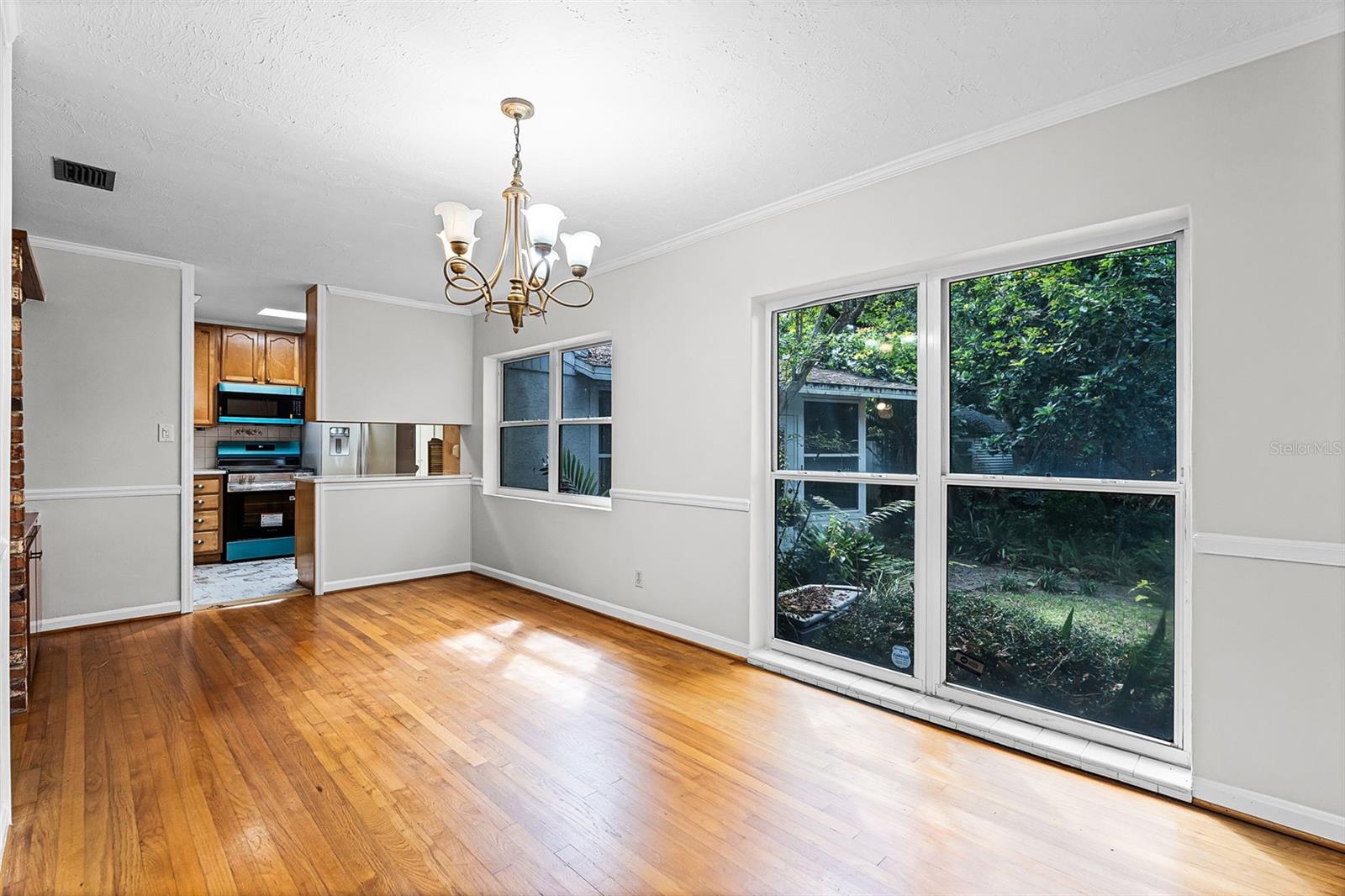 Image 18 of 36 For 2600 Virginia Drive