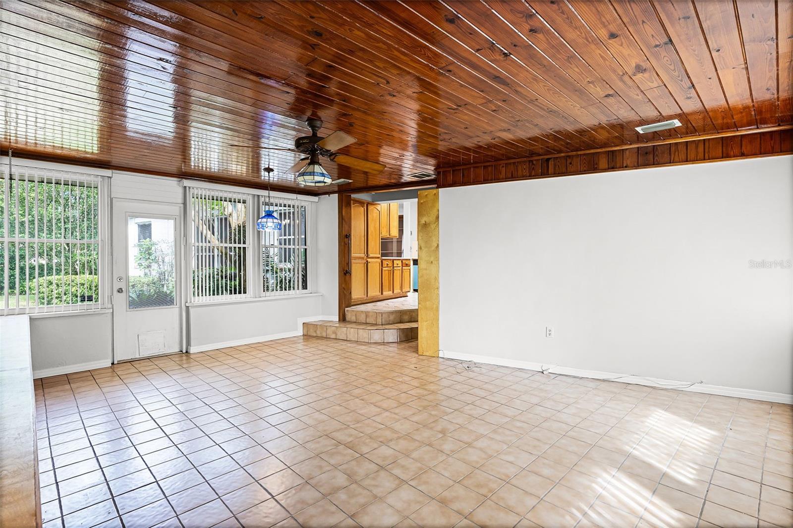 Image 24 of 36 For 2600 Virginia Drive