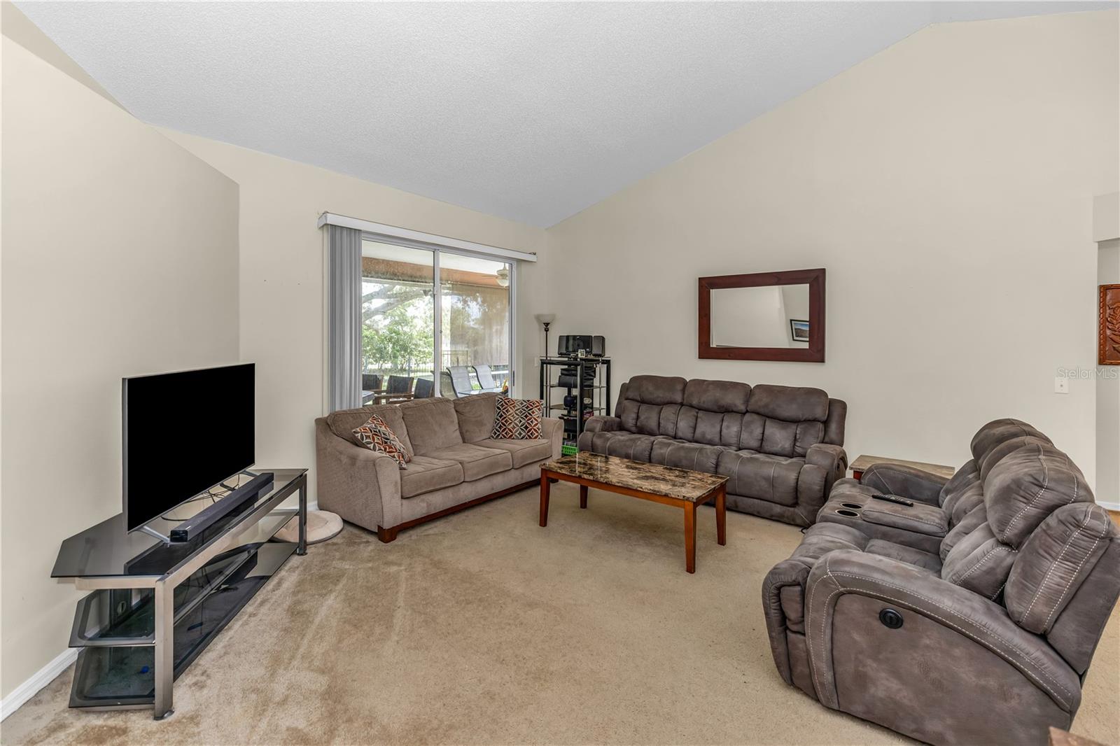Image 4 of 36 For 2827 Ballard Avenue