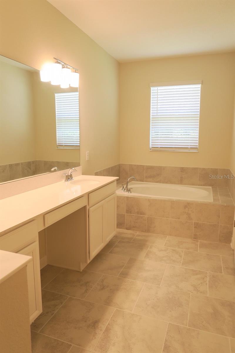 Image 10 of 30 For 4333 Seven Canyons Drive