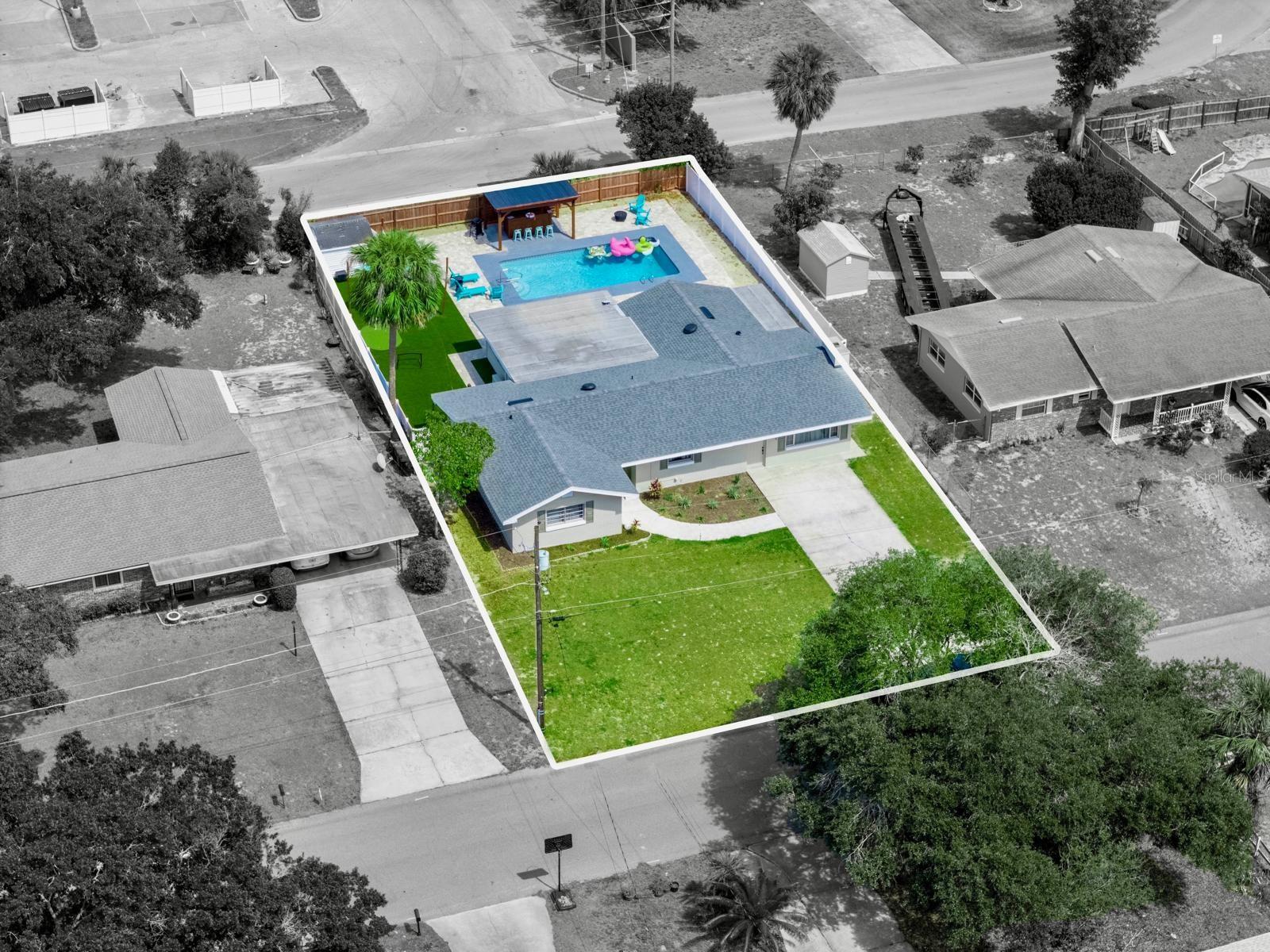Image 3 of 63 For 1818 6th Street Se