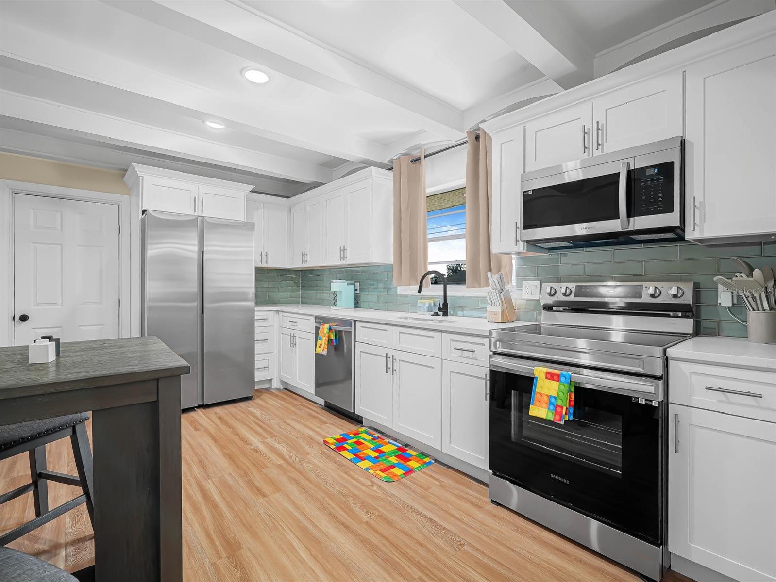 Image 50 of 63 For 1818 6th Street Se