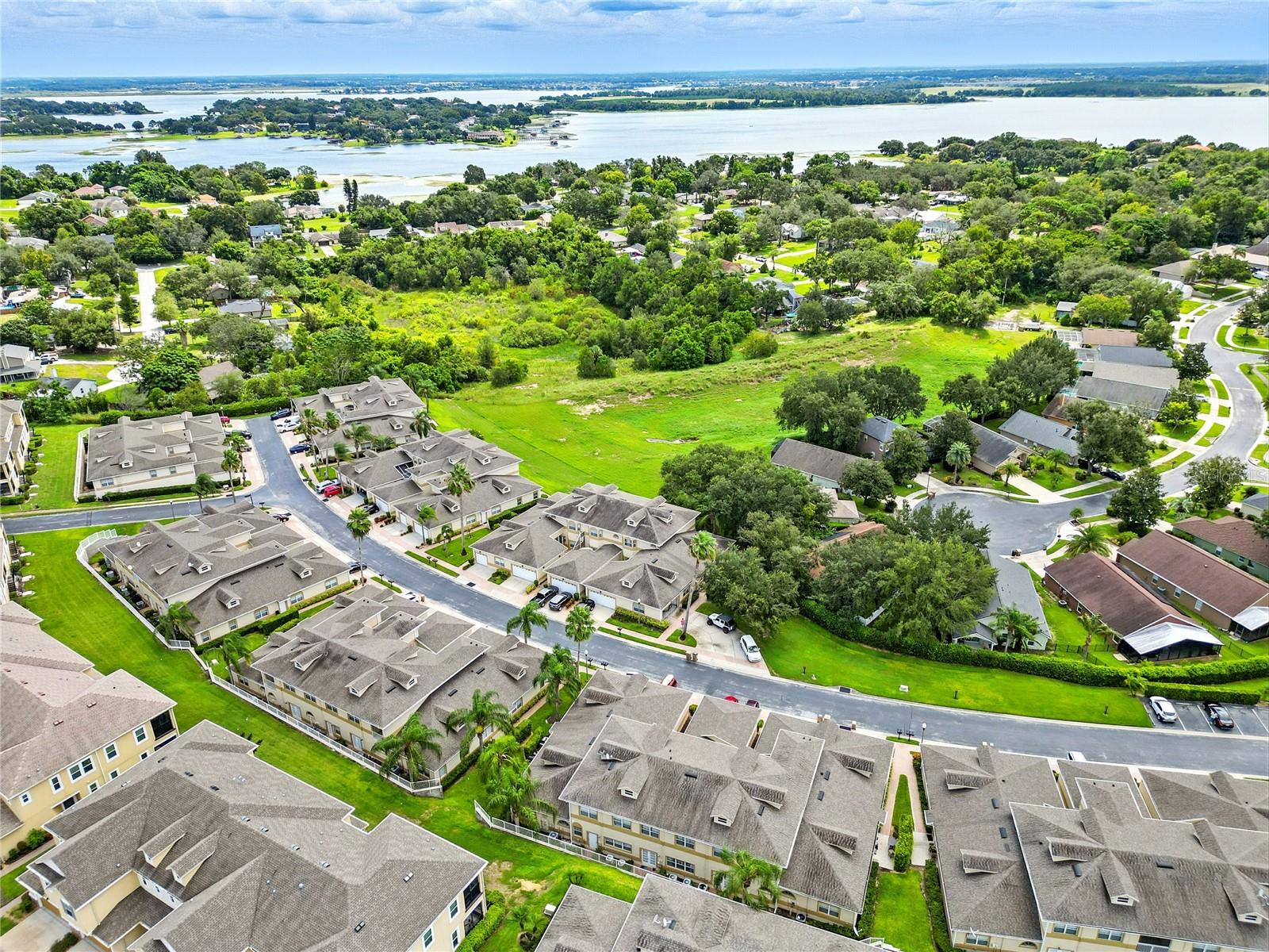 Image 36 of 37 For 13239 Fountainbleau Drive