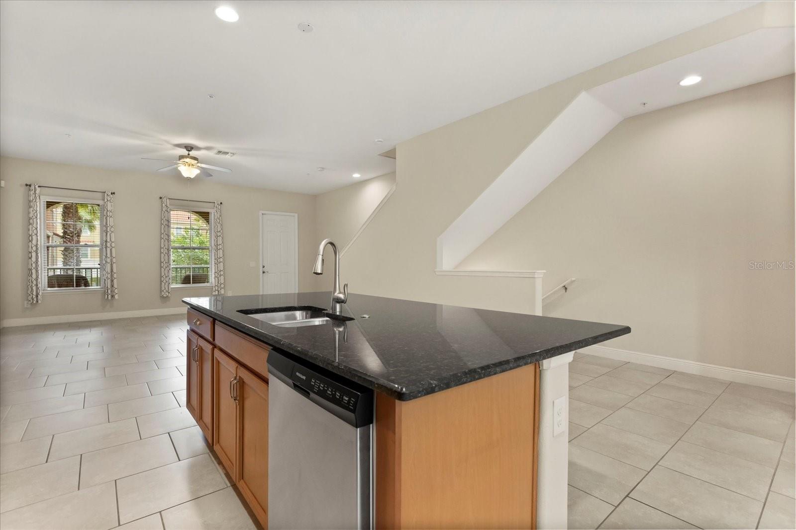 Image 8 of 27 For 2724 Lobelia Drive