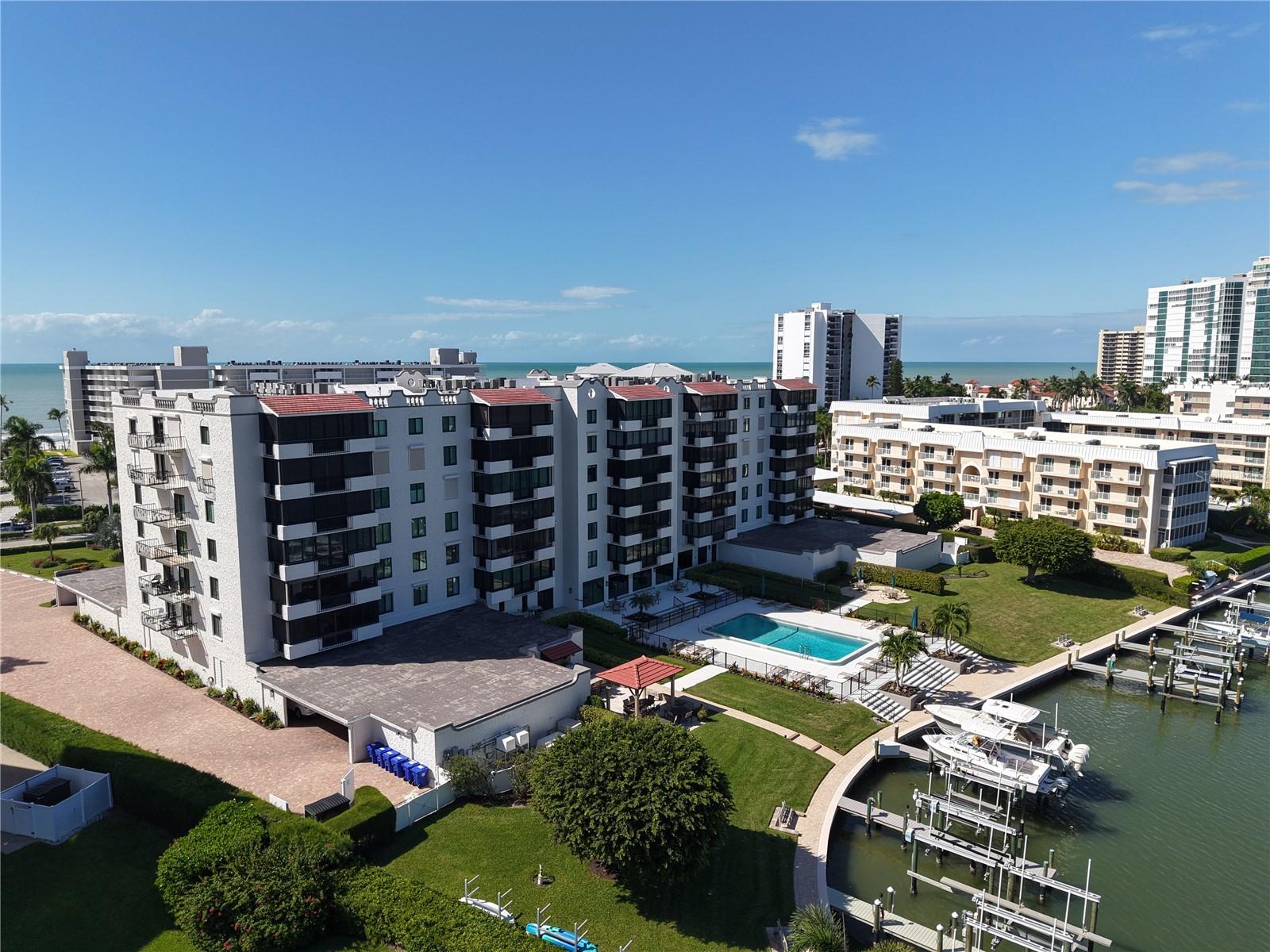 Image 34 of 53 For 3430 Gulf Shore Boulevard N 3b