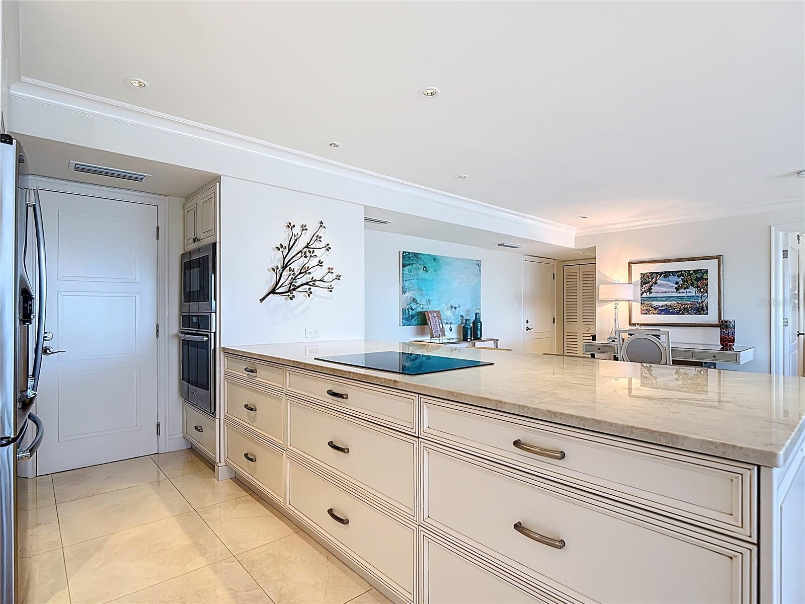 Image 4 of 53 For 3430 Gulf Shore Boulevard N 3b