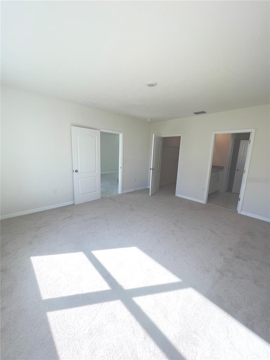 Image 11 of 11 For 343 Caryota Court