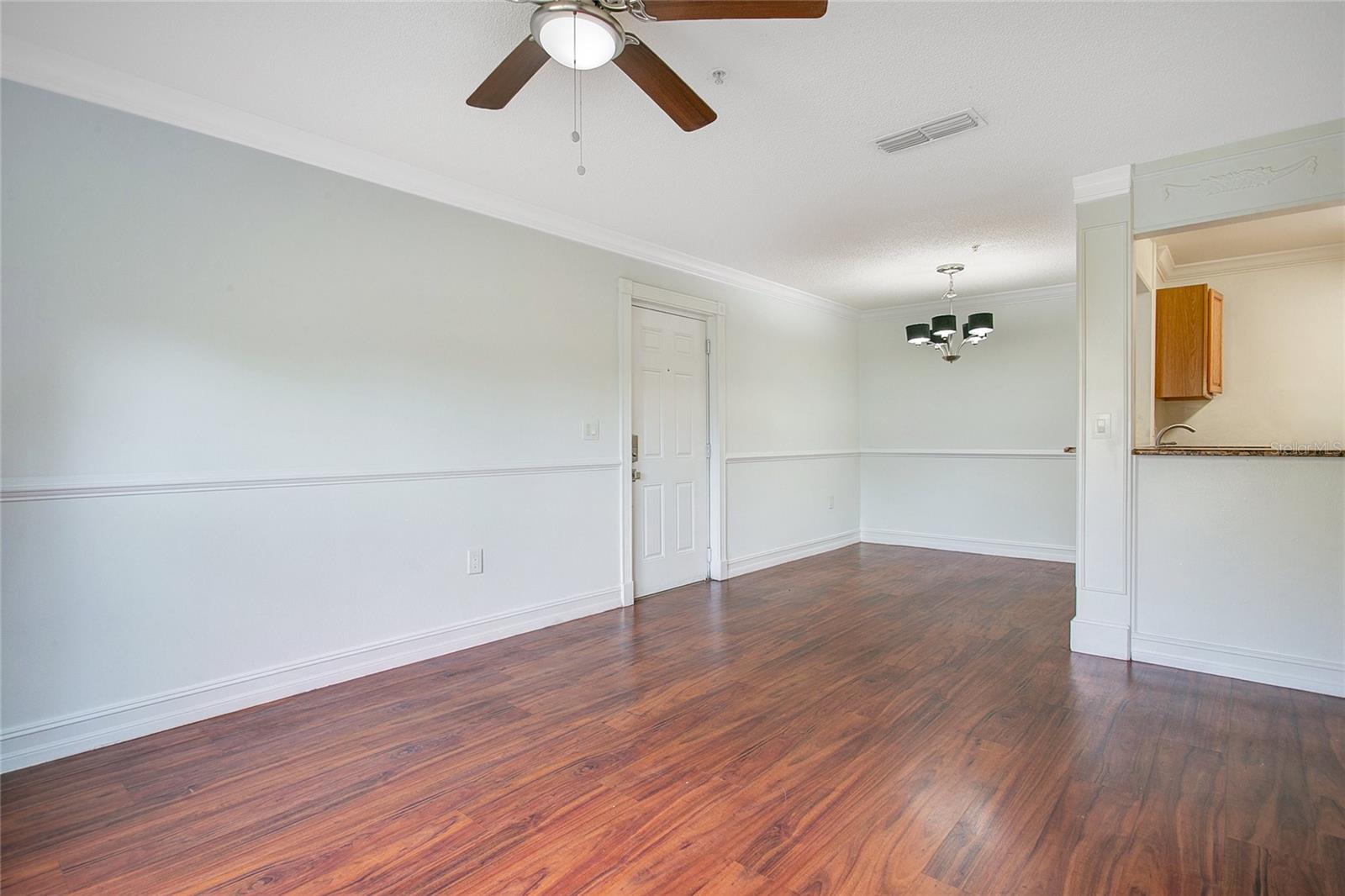 Image 5 of 16 For 2053 Dixie Belle Drive 2053j