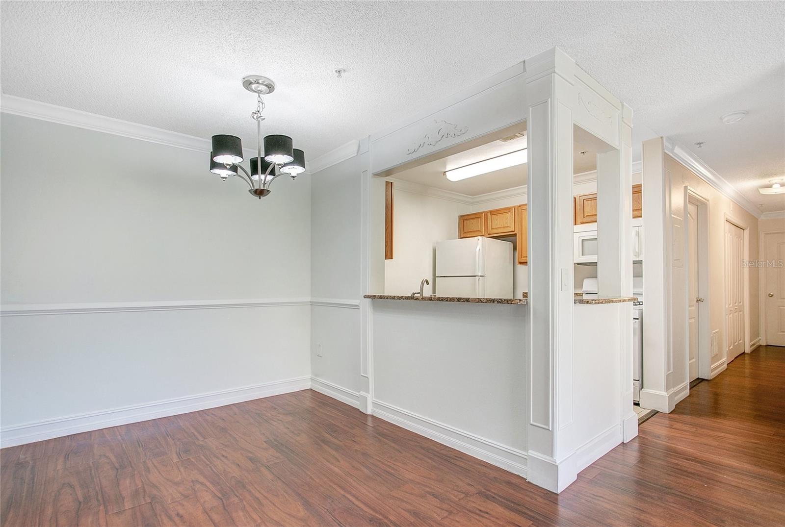 Image 6 of 16 For 2053 Dixie Belle Drive 2053j