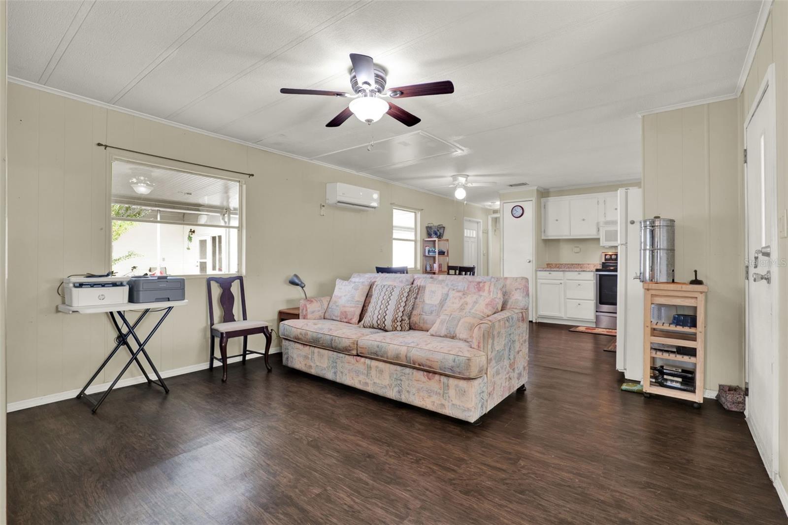 Image 8 of 19 For 904 Blue Heron Boulevard
