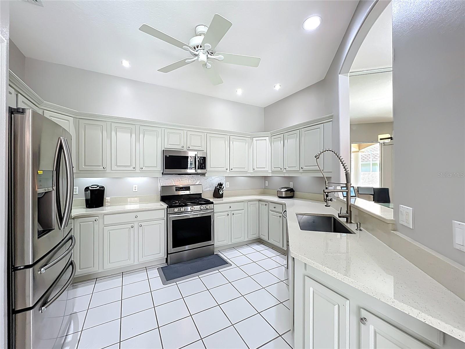 Image 4 of 45 For 413 Carmel Drive