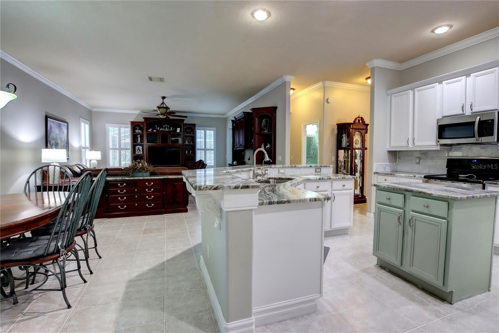 Image 15 of 56 For 1551 Cherry Lake Way
