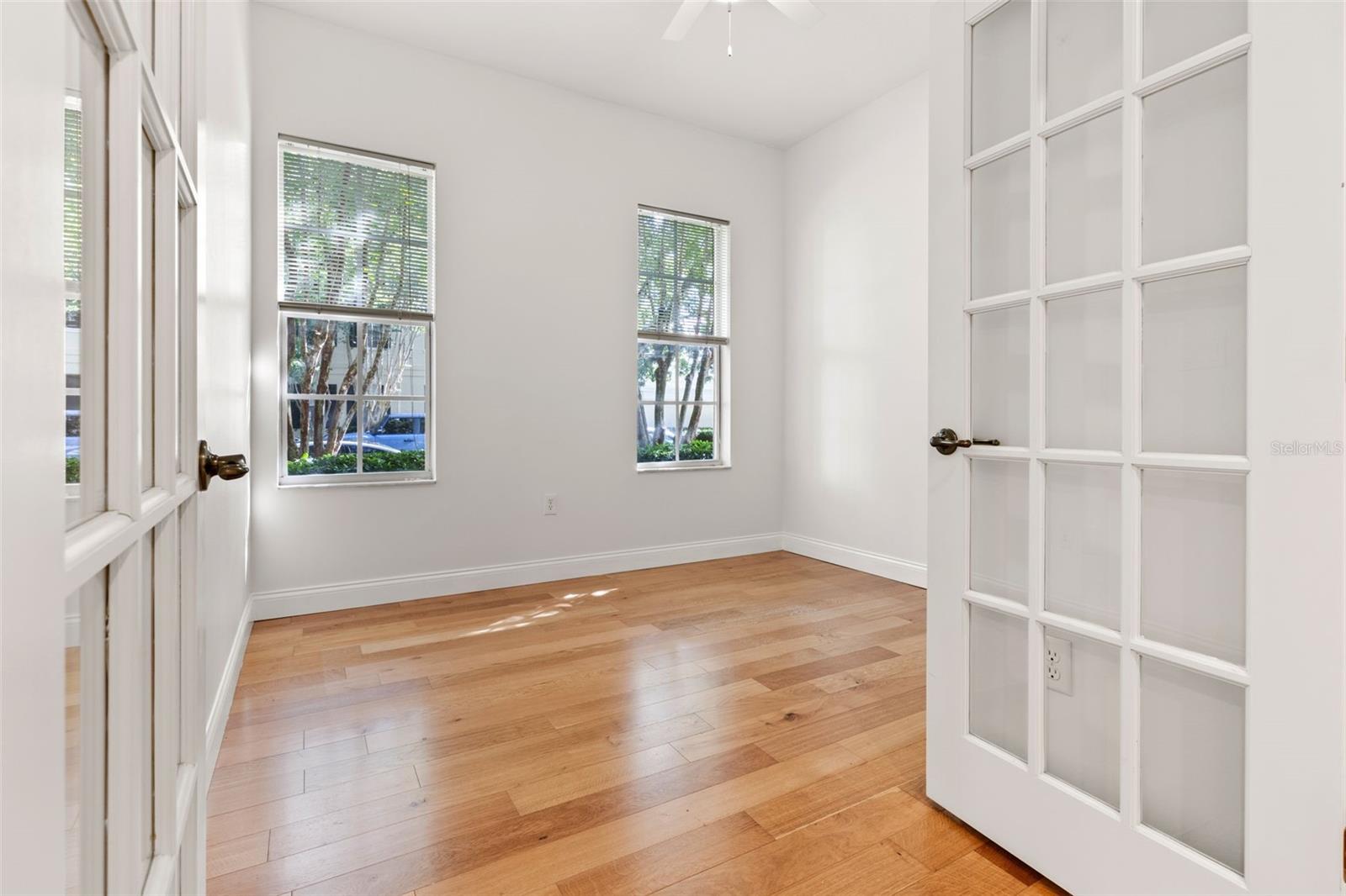 Image 33 of 73 For 844 Blue Sage Street 104